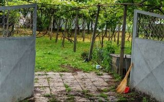 Casă bătrânească locuibilă. - Poză 7
