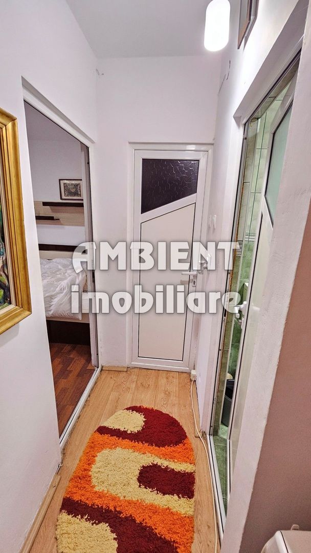 Apartament cu 4 camere, etaj 2, mobilat și utilat, zona TRAIAN; - Poză 9