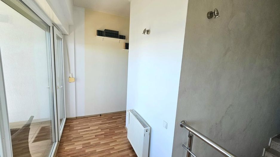Apartament 3 camere, deosebit in Otopeni, Str. Ferme F - Poză 12
