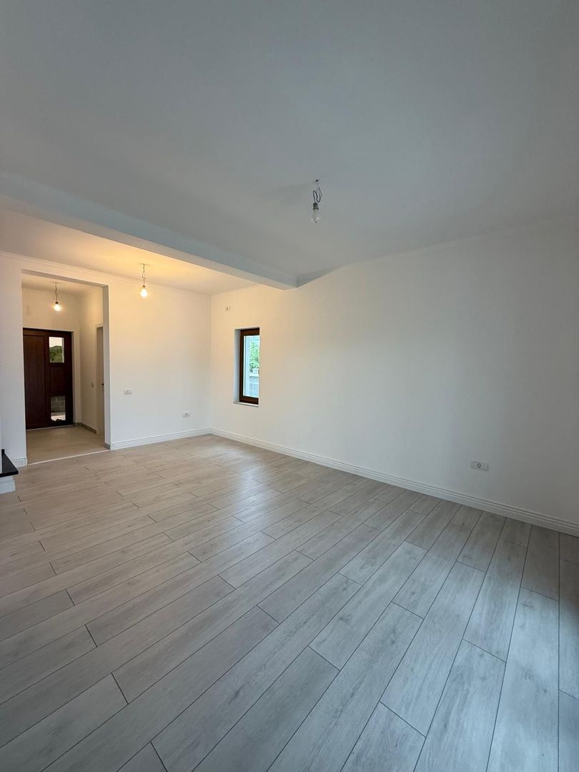 Duplex 4 dormitoare - zona Kids Park - Dumbravita - Poză 5