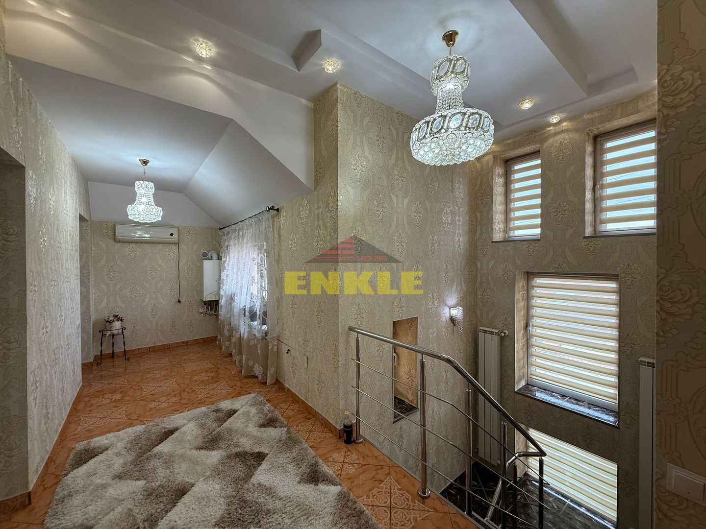 De vanzare Vila situata Ultracentral-425 mp - Poză 1