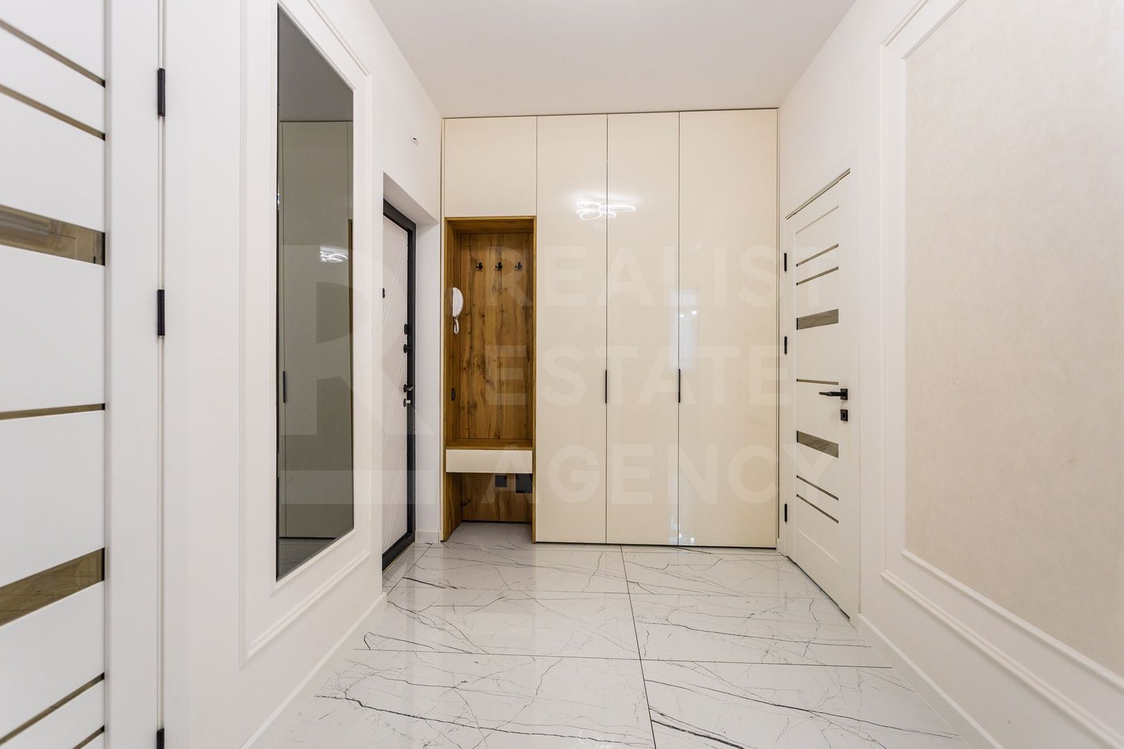 Vânzare apartament, 2 camere str. Gheorghe Madan, Râșcani - Poză 11