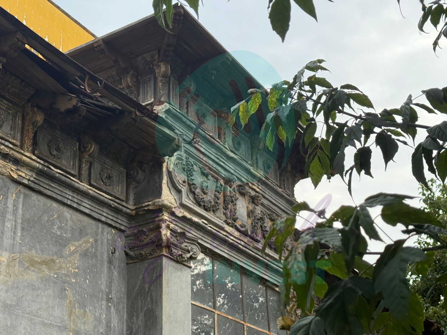 Casa cu teren total 248 mp pe Matei Voievod - Poză 3