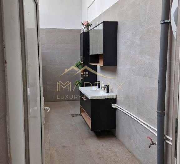 SPATIU BIROURI / 20.000MP // ZONA BAICULUI/ OBOR - Poză 3