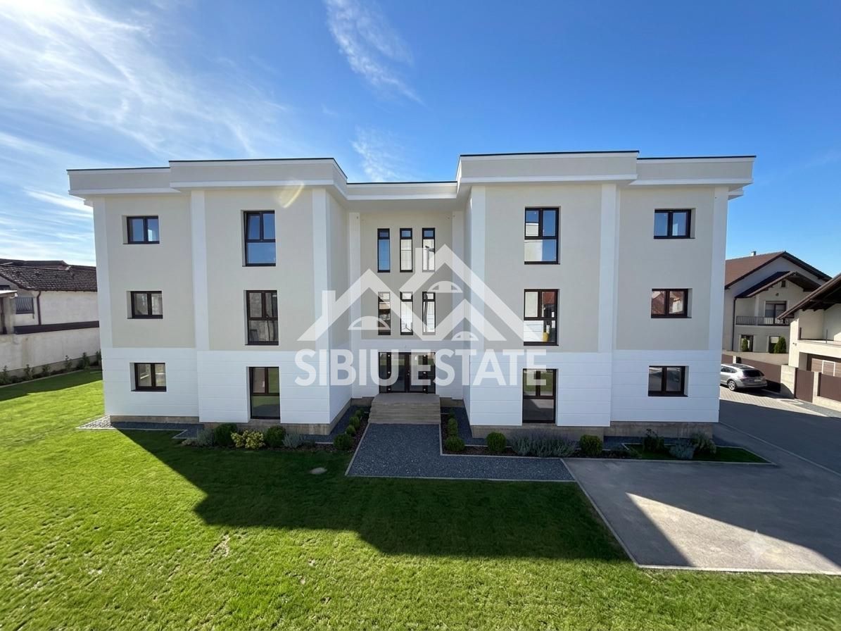 Apartament 3 camere Selimbar Avantaj client 5000 euro la achizitie - Poză 1