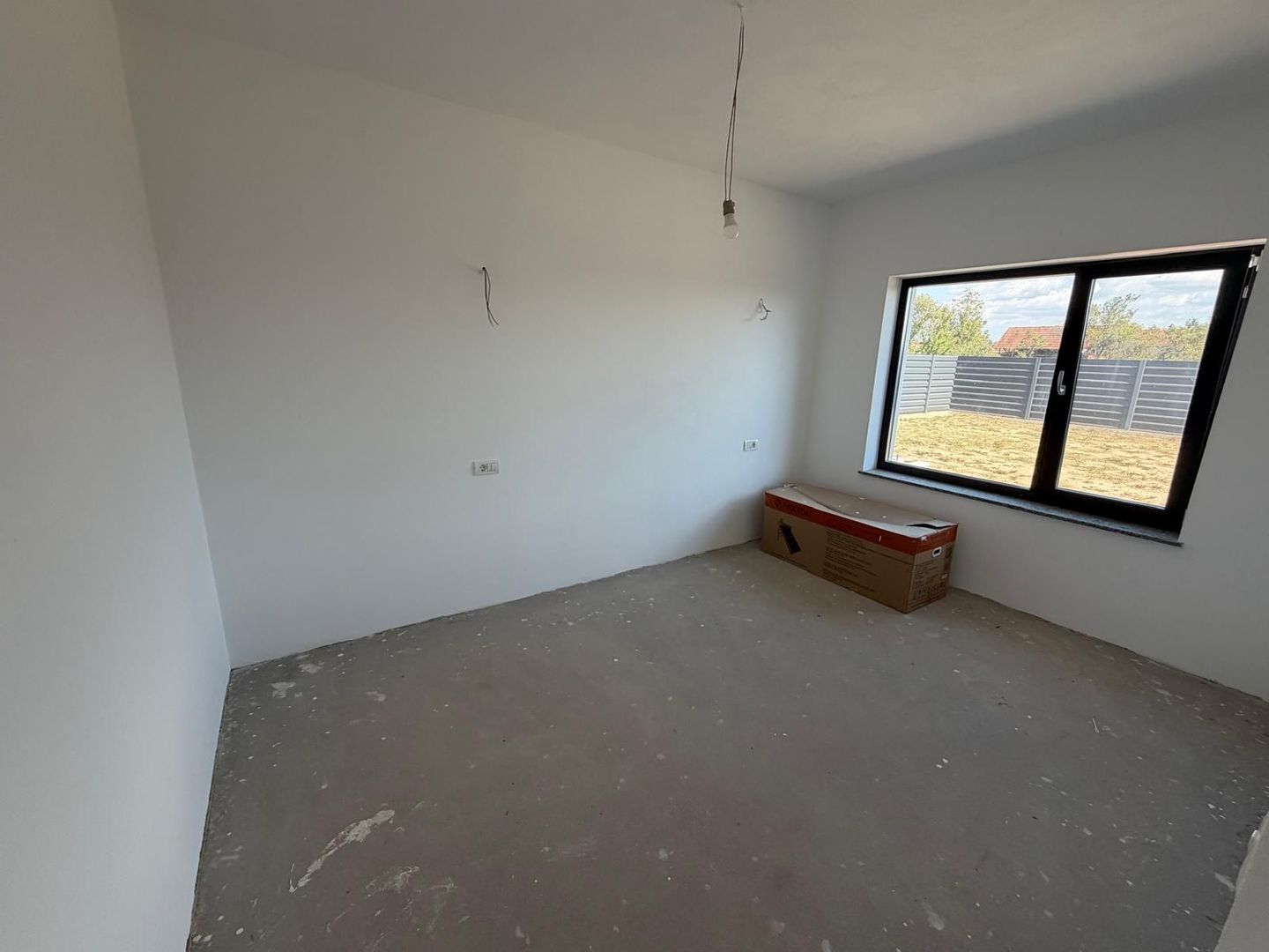 CASA INDIVIDUALA- 4 CAMERE, TOATE UTILITATILE, TEREN 550 MP, COMIS 0% - Poză 9