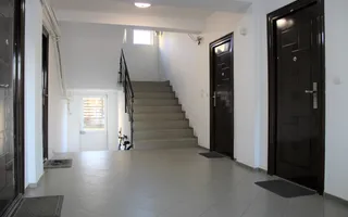 Decomandat, centrala proprie, parcare inclusa. - Poză 18