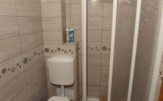 Apartament 4 camere  de vanzare - Poză 3