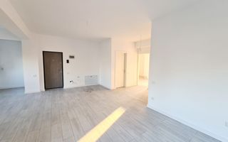 Apartament 3 camere de vanzare - Poză 3