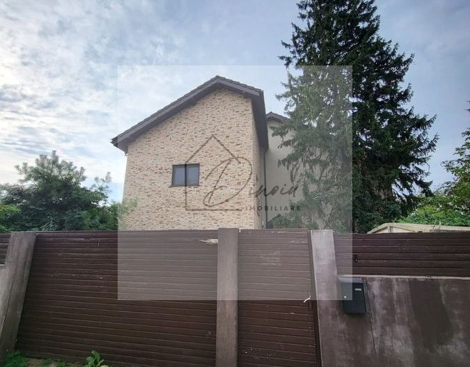 Vila Tunari zona centrala I Parc - Primarie I 6 camere - Poză 4