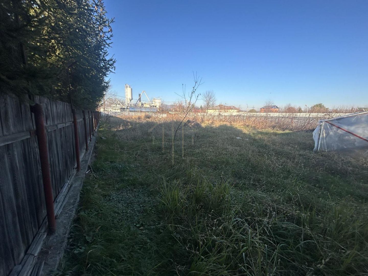 Proprietate multifuncțională cu potențial pentru investiții - Poză 8