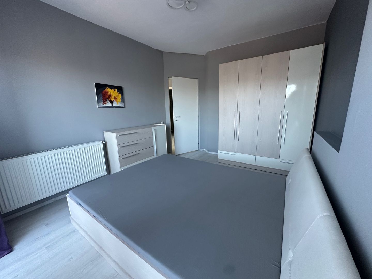 🏡 Apartament 3 camere, finisat modern, cu parcare subterană inclusă – - Poză 5