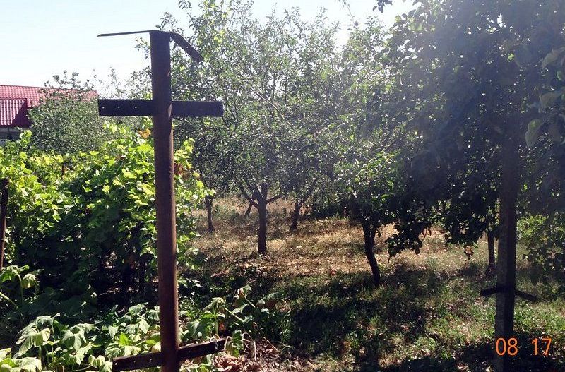 De vanzare  - casa cu 4 camere,  900 mp teren  - str. Razboieni. - Poză 8