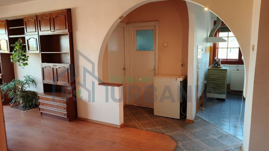 Apartament superb cu 2 camere în Copou, lângă Universitate - Poză 3