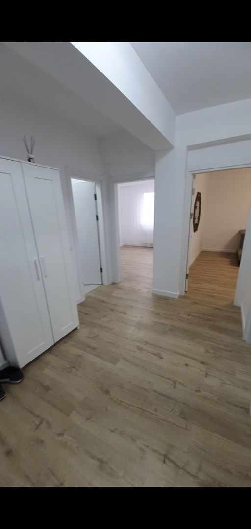 APARTAMENT 3 CAMERE - AGNES - LEORDENI - Poză 4