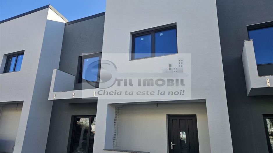 Vila insiruita - Popas Pacurari - Poză 2