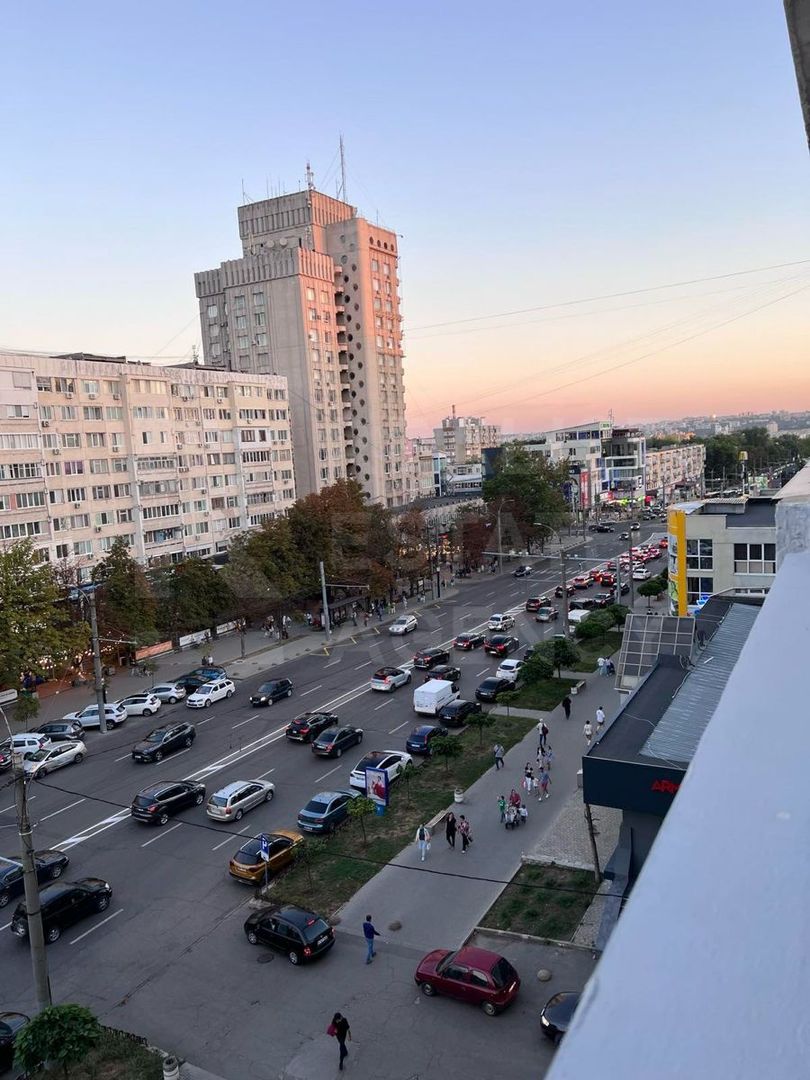 Chirie, apartament, 2 camere, bd. Moscova - Poză 8