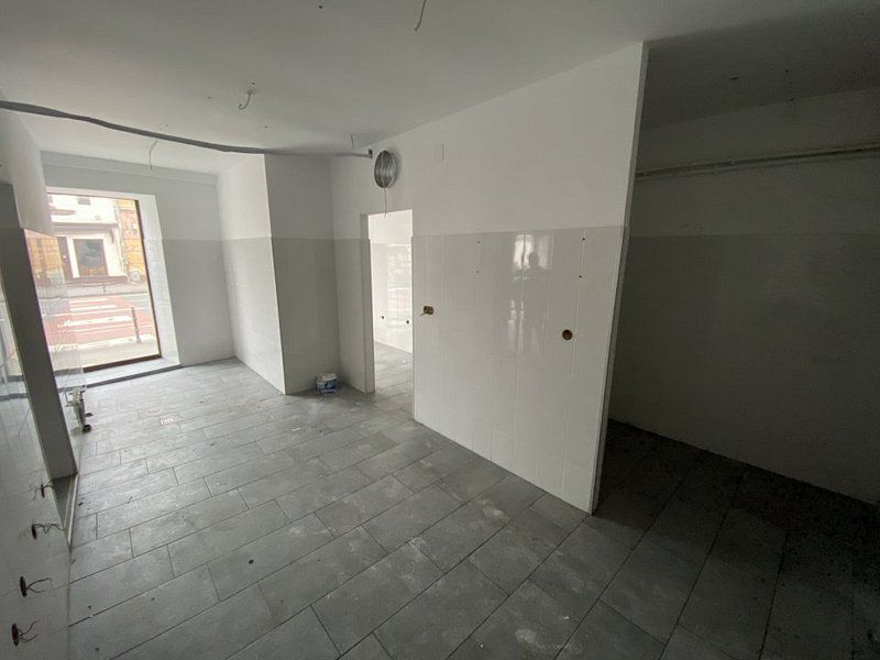 Spatiu comercial in centrul Brasovului - Poză 3