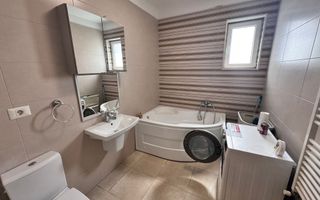 AP. 2 CAMERE- CURTE PROPRIE 70 MP, PARCARE INCLUSA, CENTRALA PROPRIE - Poză 9
