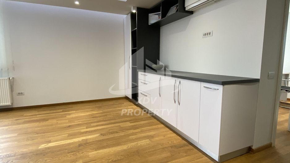 Spatiu de birouri  219mp utili , mobilat complet, Sibiu, D. Stanca - Poză 6