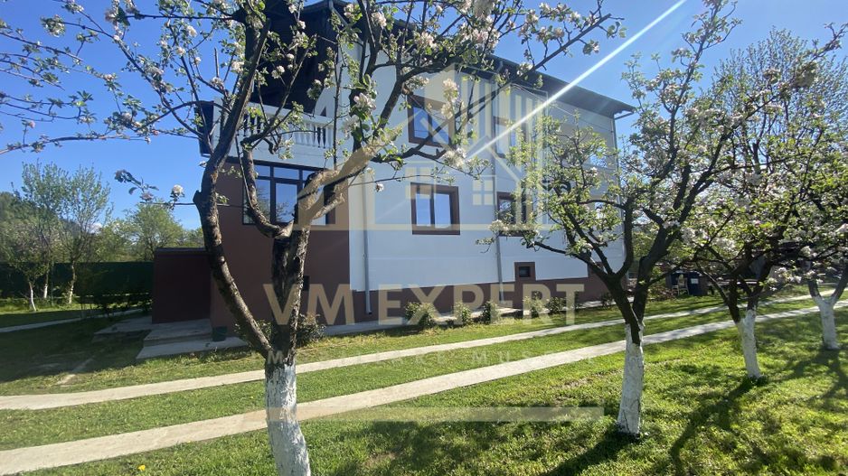 VILA S+P+E-306 MP, TEREN 2078 MP, CAMPULUNG - Poză 1