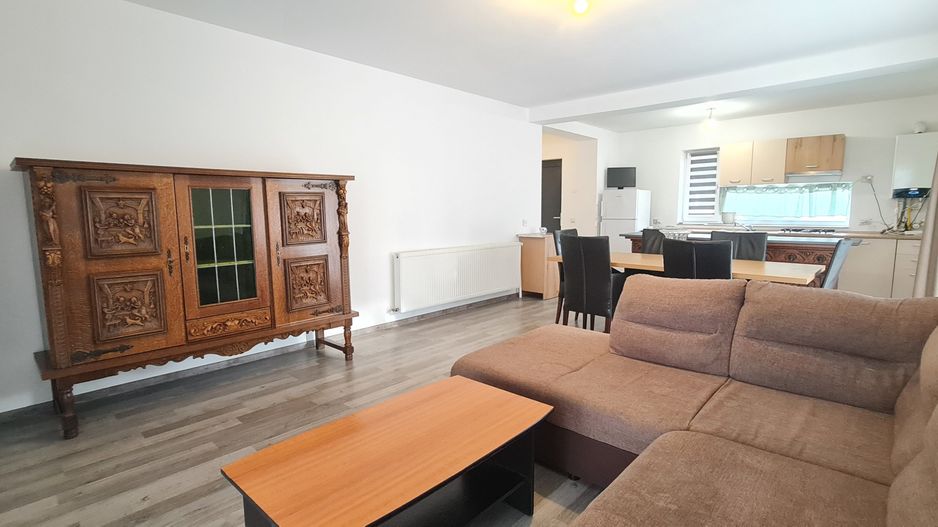 Casa de inchiriat 4 camere semimobilata cartier Izvor - Poză 1