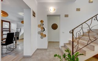 Vila de vanzare in Otopeni-central, zona linistita-Comision 0% - Poză 8