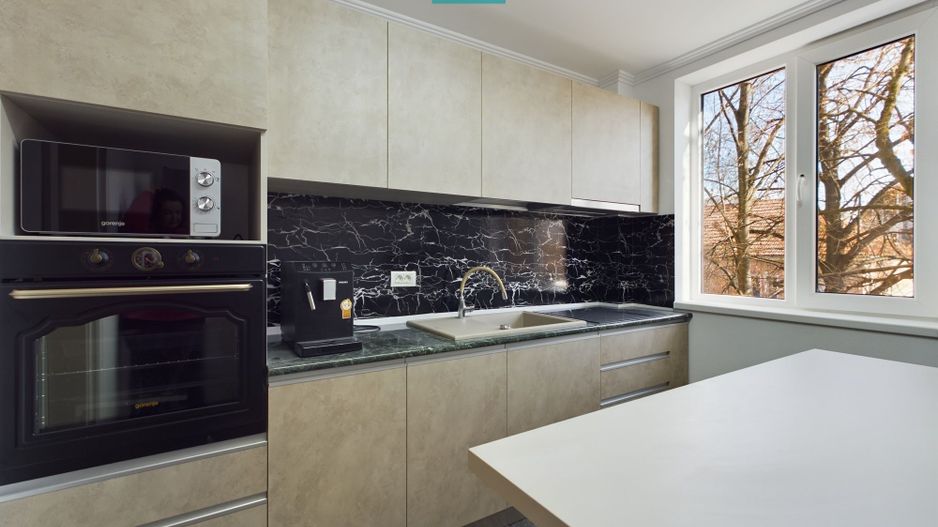 Apartament 2 camere și loc de parcare la UTA - Poză 1