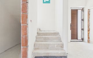 Duplex spațios 102 mp utili, teren 350mp in Covaci - Poză 11