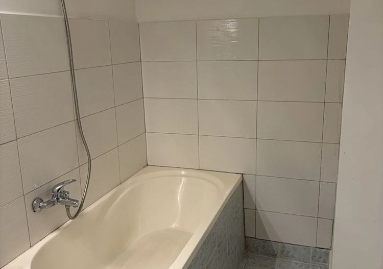 Apartament 2 camere- Craiovita, ANL - Poză 5