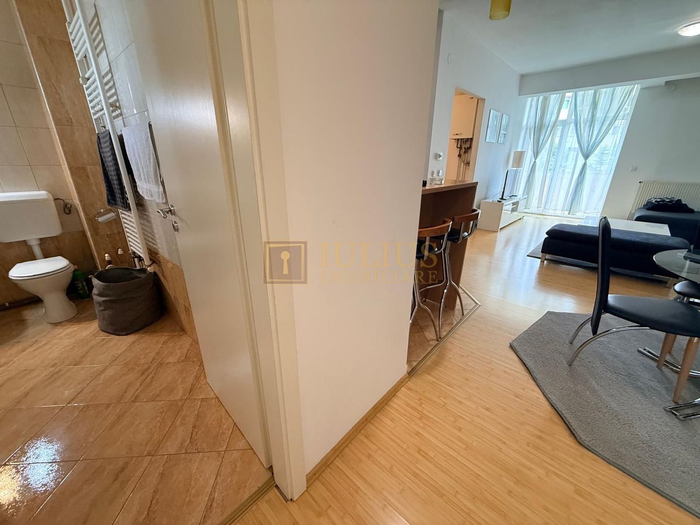 2 camere| FABRIC| loc de parcare| 2 balcoane| apartament superb| - Poză 11