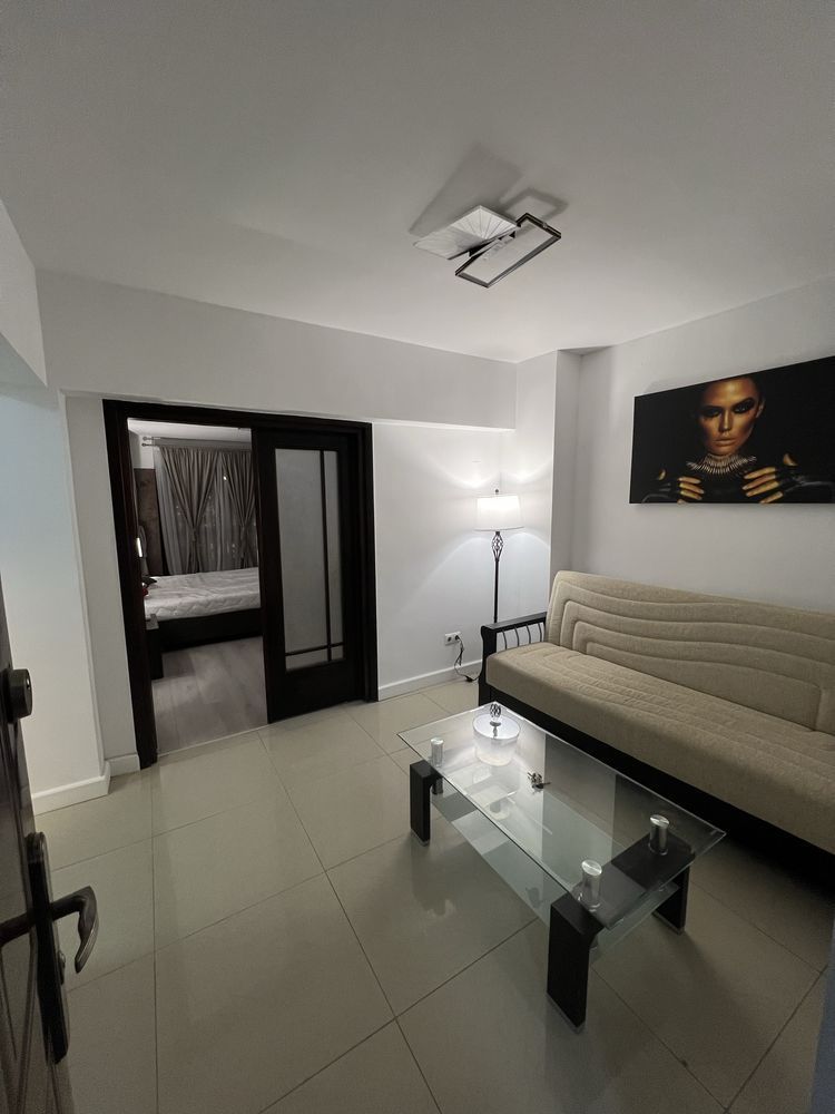 Inchiriere apartament 3 camere,Bd unirii Bucuresti - Poză 1