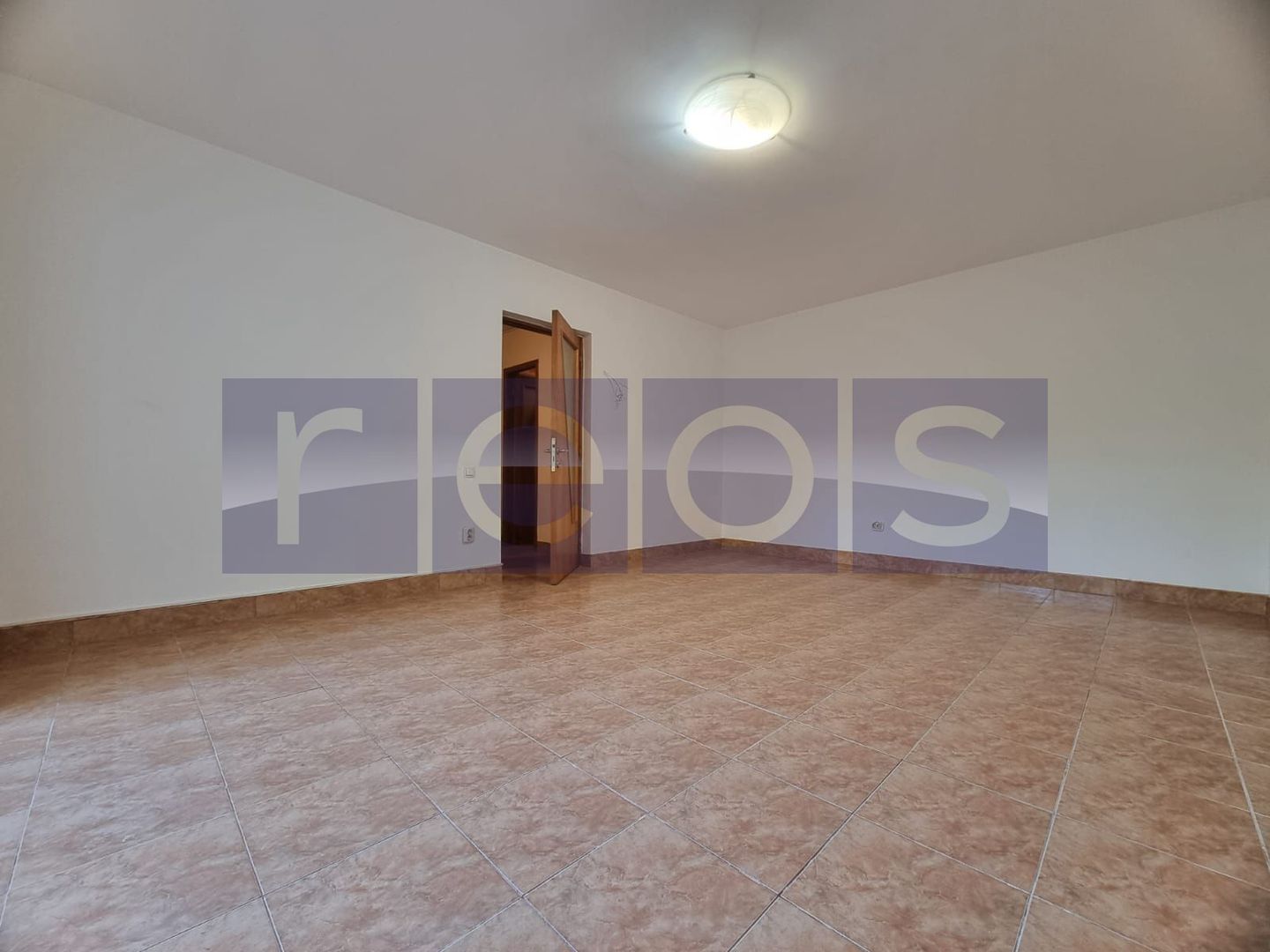 OPORTUNITATE VANZARE GARSONIERA  - NERVA -  Mall Vitan - Poză 6