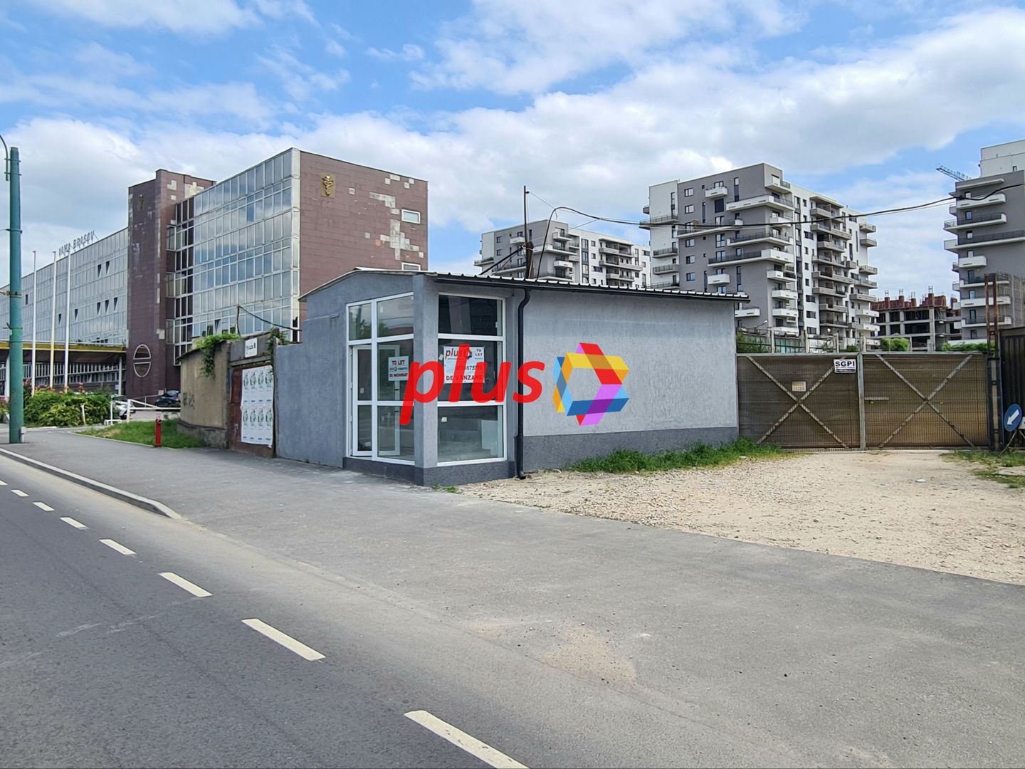 Spațiu de vânzare Brașov - 28 mp cu trafic auto intens - Poză 2