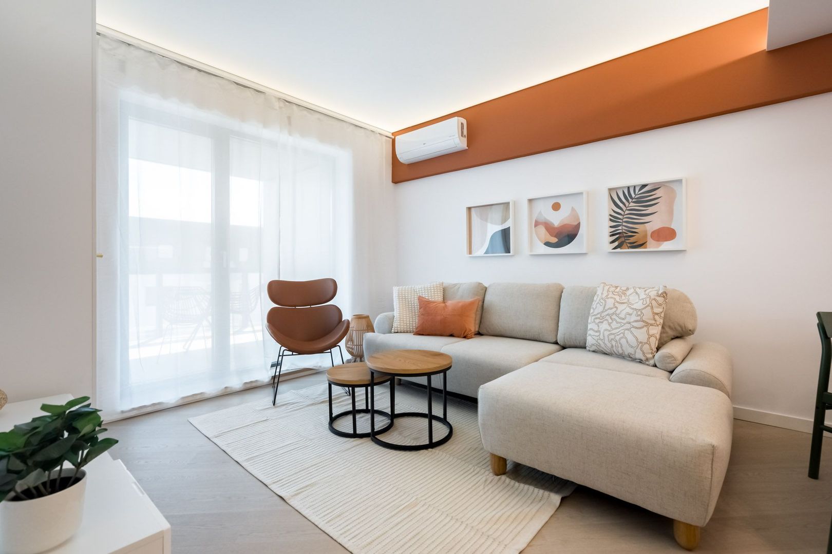 COMISION 0% - Apt 3 camere cu 2 locuri subterane - mobilat NOU - 5min Promenada - Poză 1