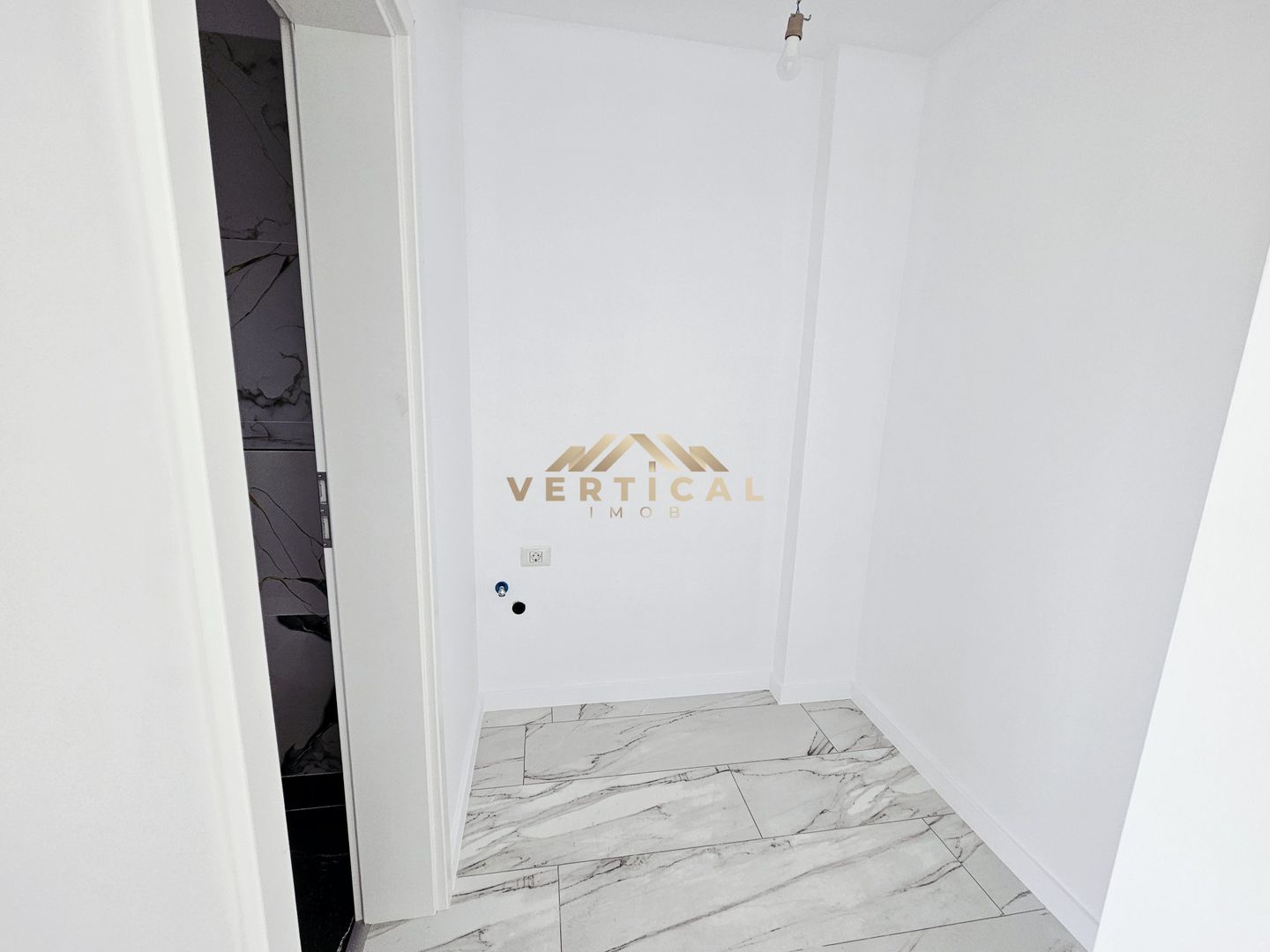 Casa parter cu 3 camere - comuna Berceni - Poză 12