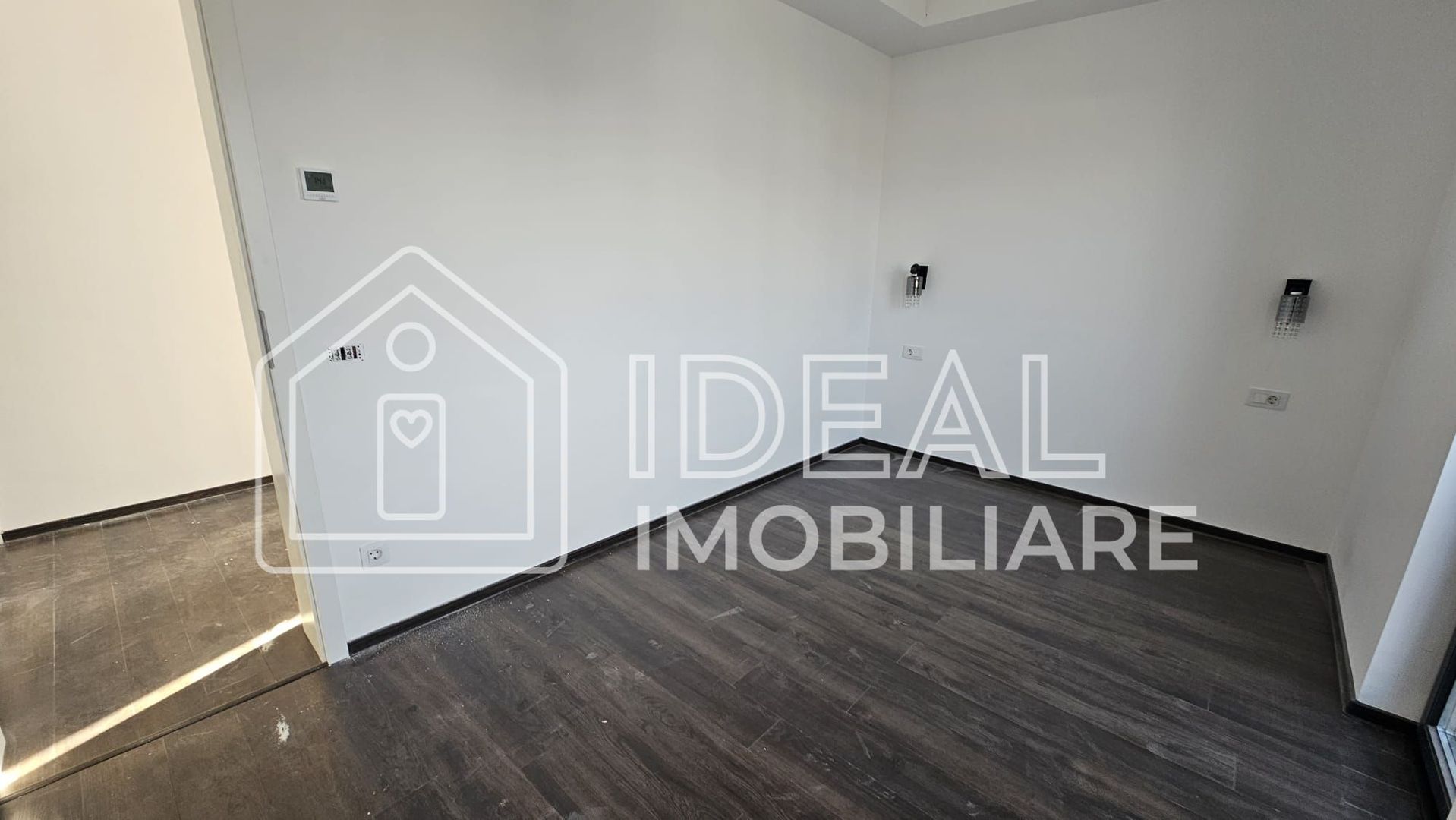 Duplex Modern cu 4 camere si gradina, in Cristian - Poză 6