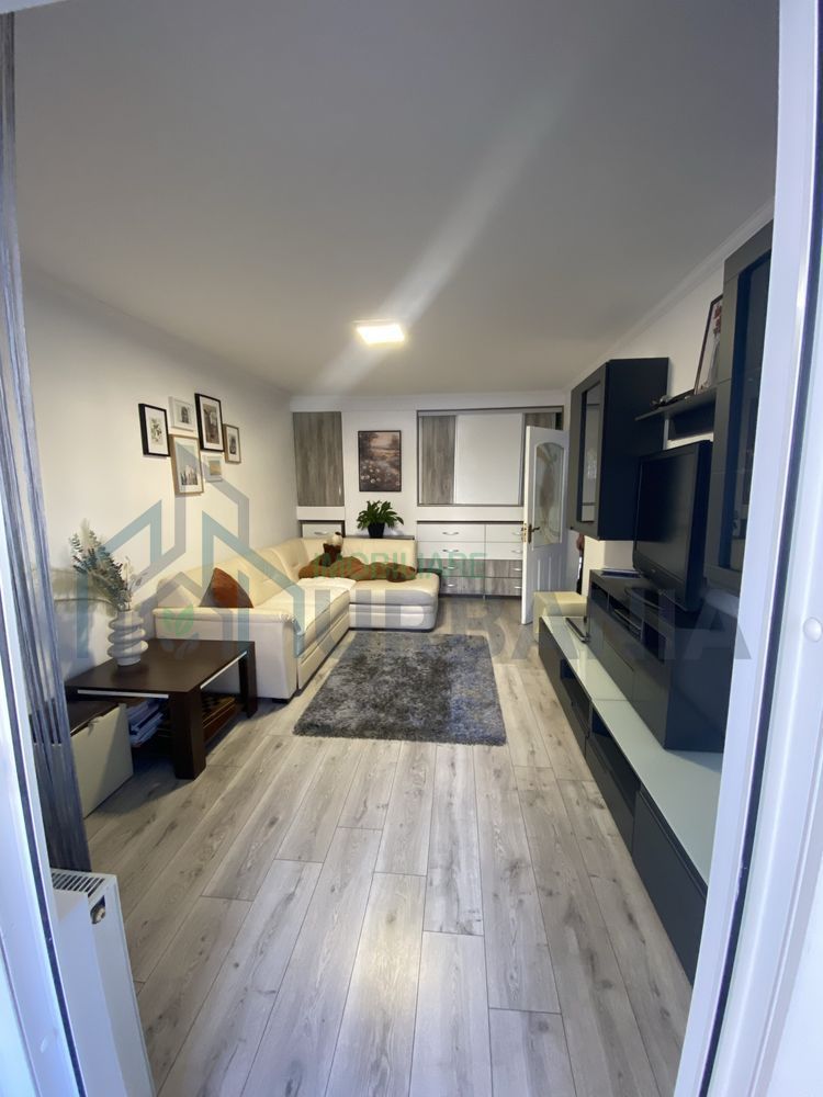 #. Aparatament 4 camere - Poză 2