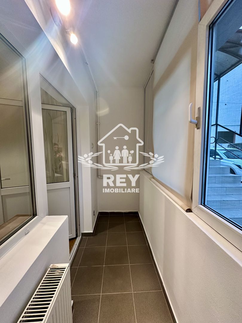 Apartament 4 camere cu garaj zona Strand- V.Aurie - Poză 18