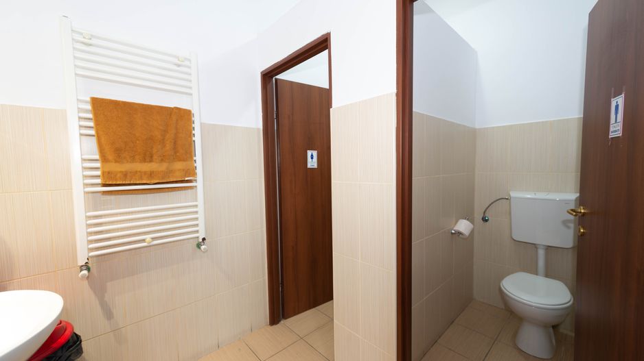 Spatiu de birouri stradal, 148mp de inchiriat în zona Soseaua Chitilei - Poză 5