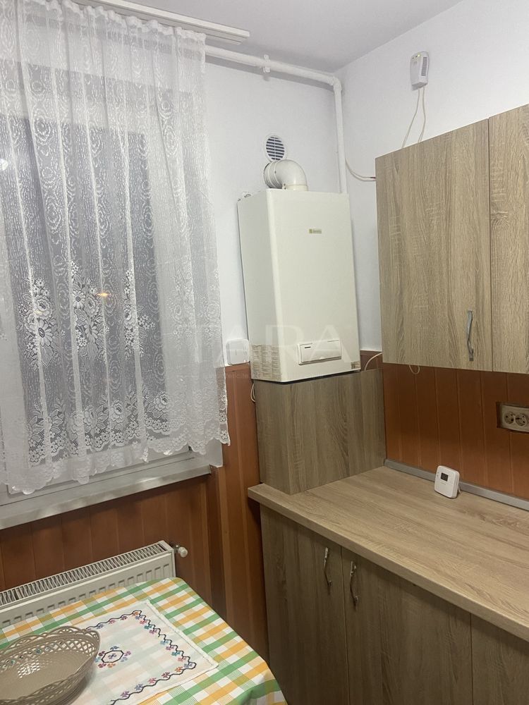 Vând apartament 2 camere, 50 mp si balcon, renovat și mobilat. - Poză 3