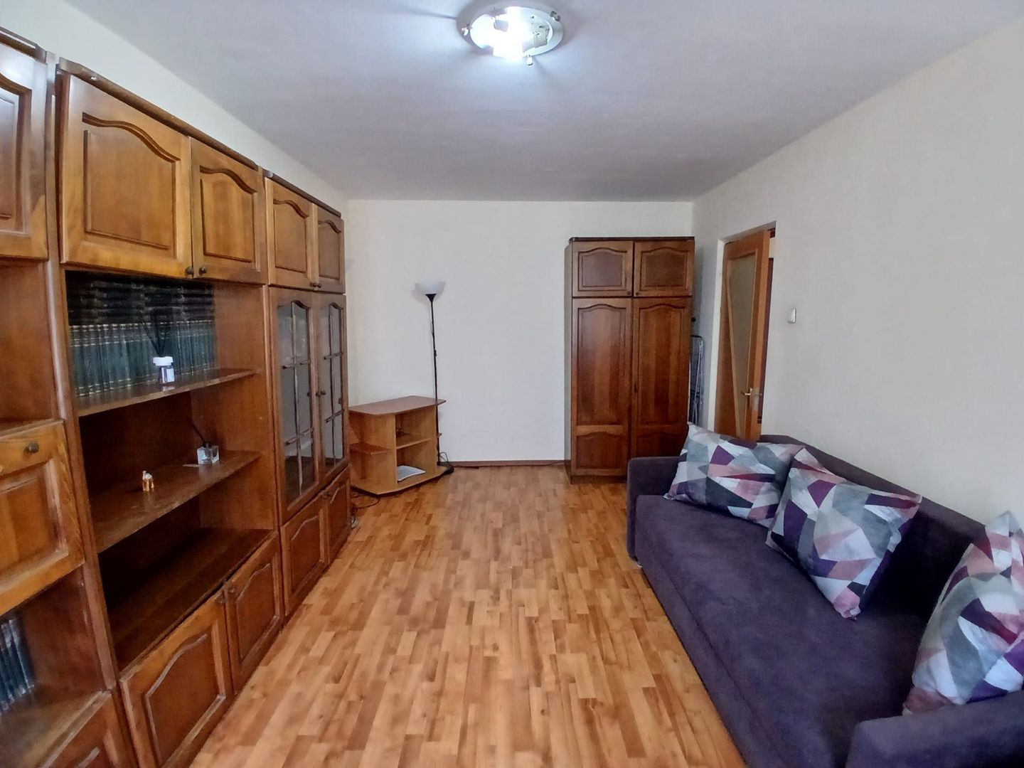 Apartament 2 camere de închiriat Crangasi - Poză 9