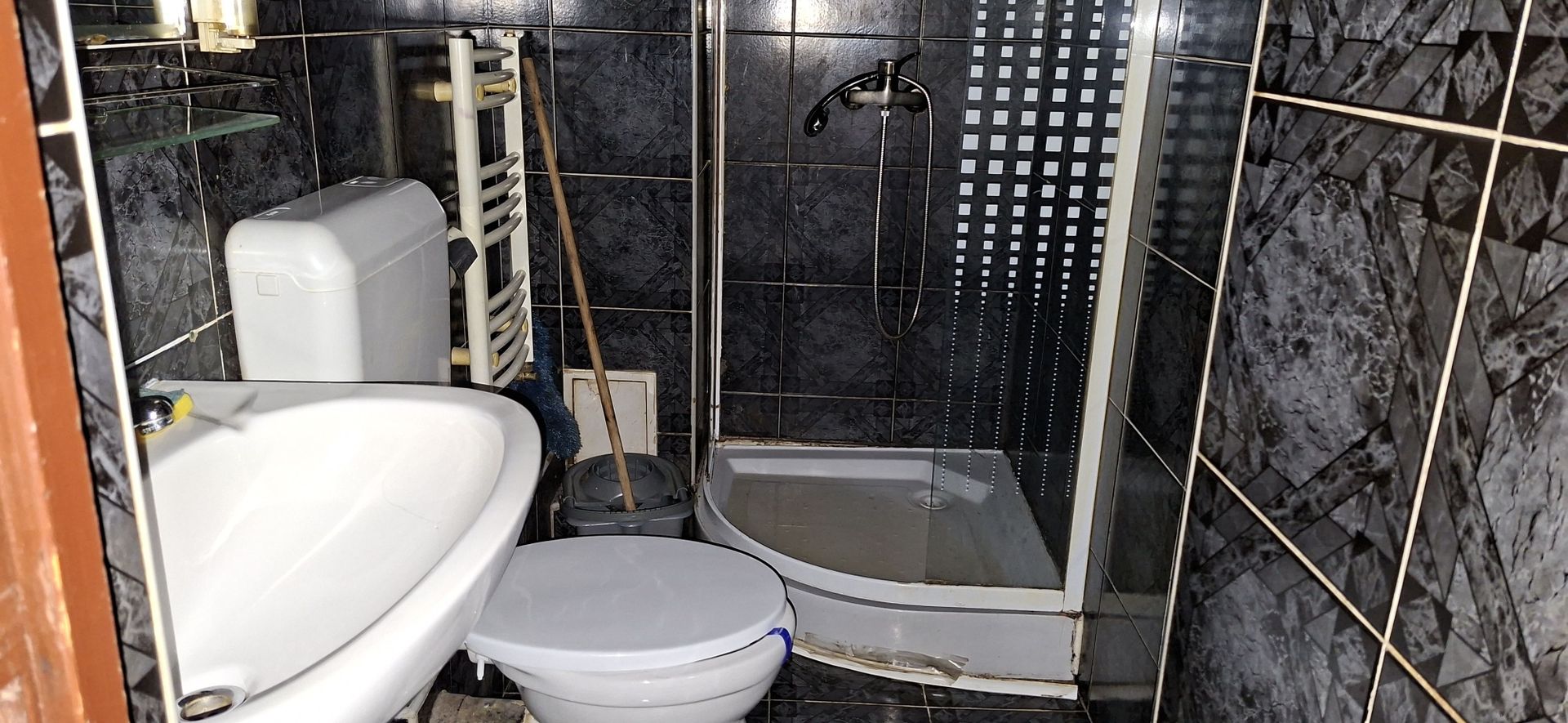 Apartament cu 3 camere - zona semicentrala - Poză 7