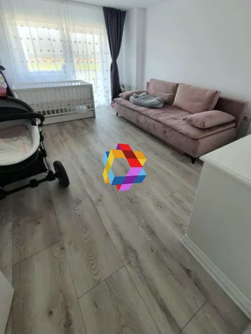 Apartament cu trei camere, zona Rulmentul 73 mp - ansamblu rezidential modern - Poză 2