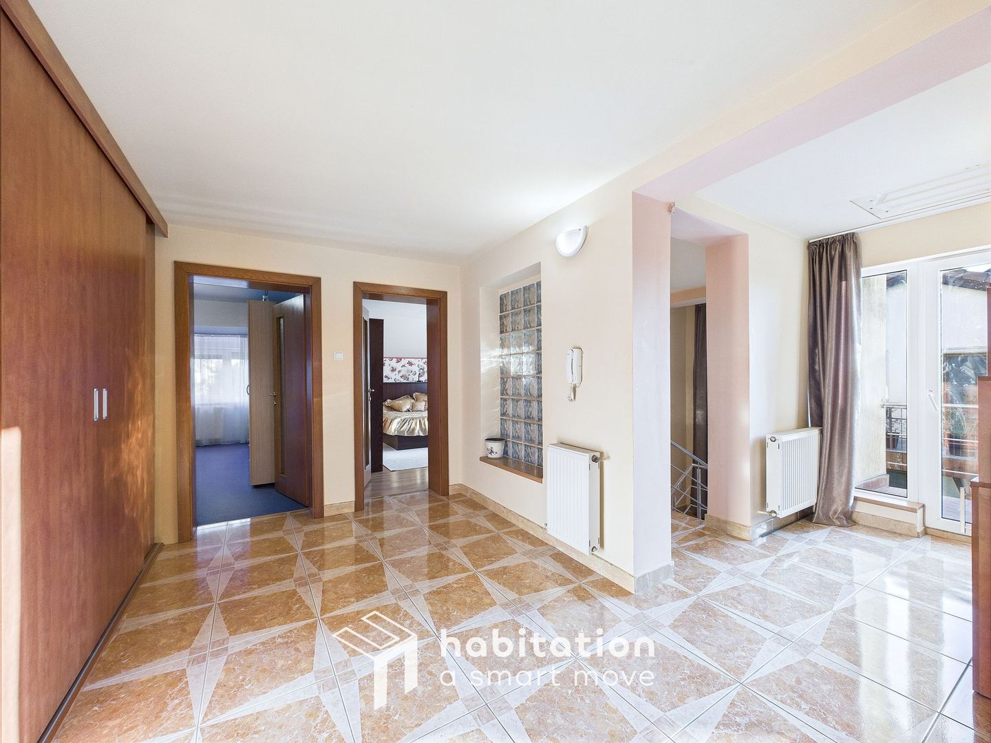 Descoperă turul virtual – Casă individuală spațioasă,  zona Bucovina - Poză 10