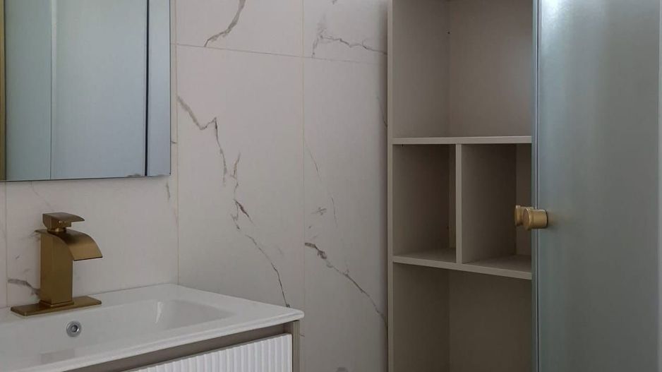 Apartament de vanzare 2 camere semidecomandat -  zona Bere - Pitesti - Poză 6