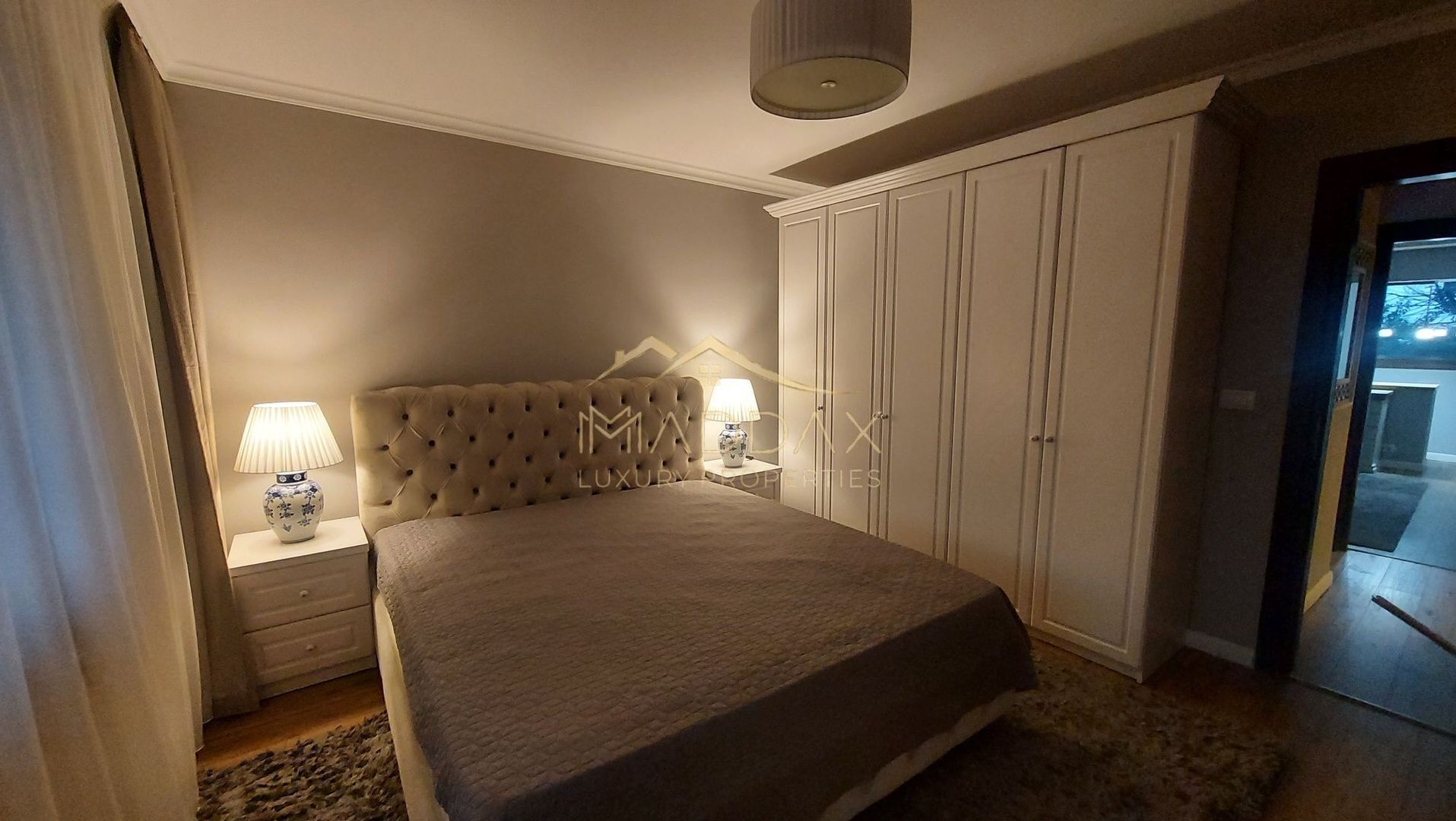Bulevardul Libertății Nr. 1 – Ultra-Central Premium |  3 Camere Decomandat - Poză 3