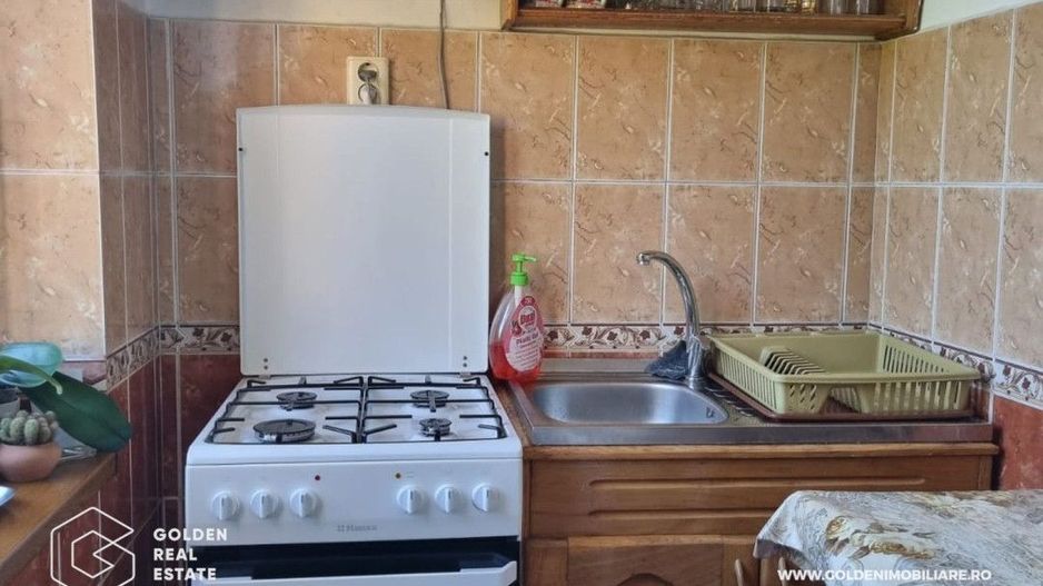 Apartament 3 camere din cărămidă, zona Intim, localitatea Lipova - Poză 4