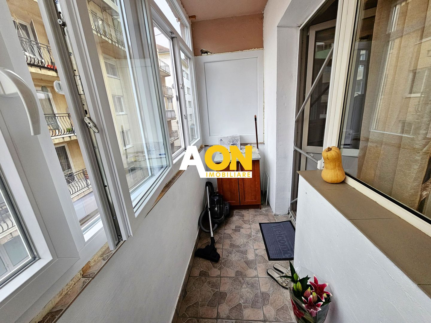 Garsoniera moderna cu balcon, etaj 1, Ampoi 1, langa Carolina Mall - Poză 6