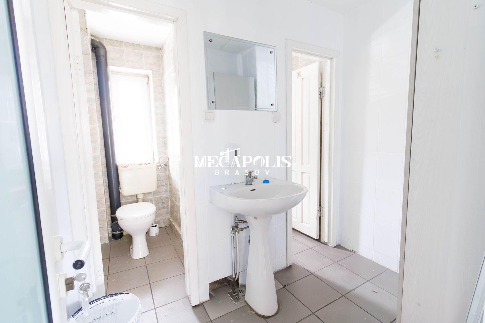 Chirie clădire centrul civic | Brașov | 500mp | 5000€ - Poză 15